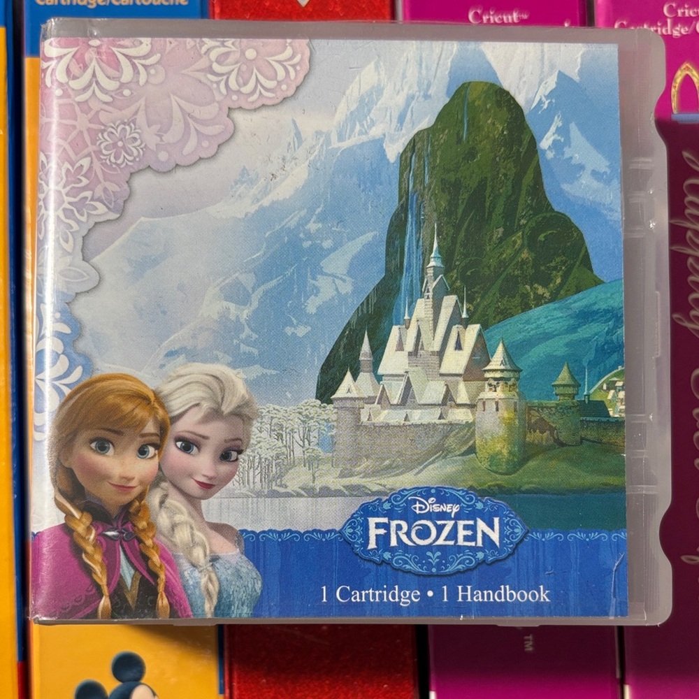 Cricut Disney Frozen with Anna and Elsa Cartridge